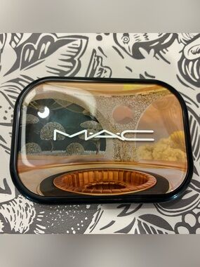 MAC Connect In Color Eyeshadow Palette, NWOB